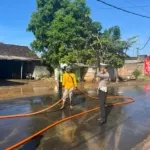 Banjir Surutkan Arus Lalu Lintas di Wonogiri, Polres Bertindak Cepat Evakuasi