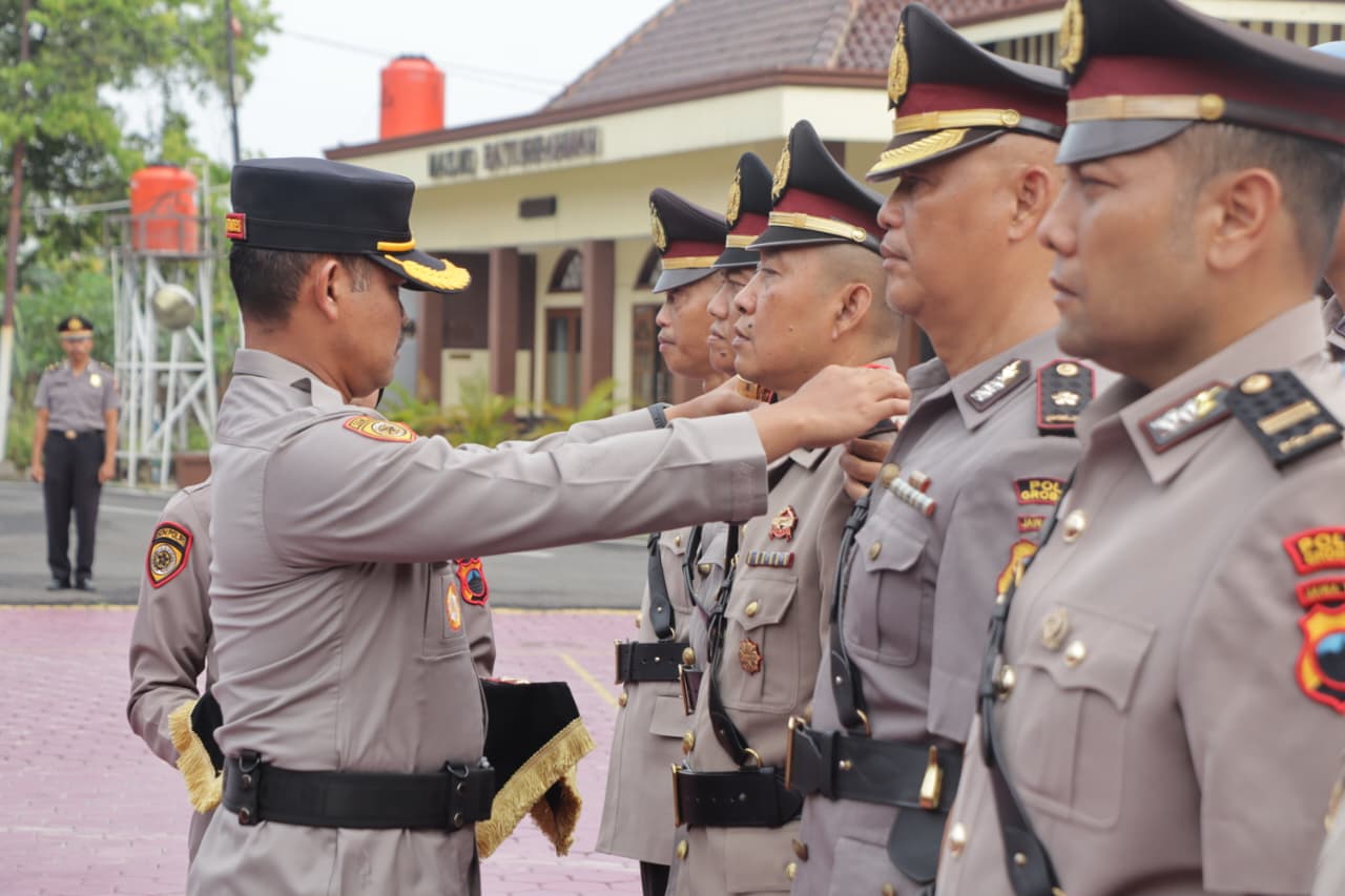Sertijab Enam Kapolsek di Grobogan, IPTU Andry Fajar Resmi Pimpin Polsek Ngaringan
