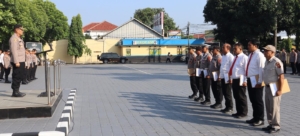 Sinergi TNI-Polri Kawal Pemberangkatan 882 Jemaah Haji Kloter 3 dan 4 Melalui Bandara Kertajati