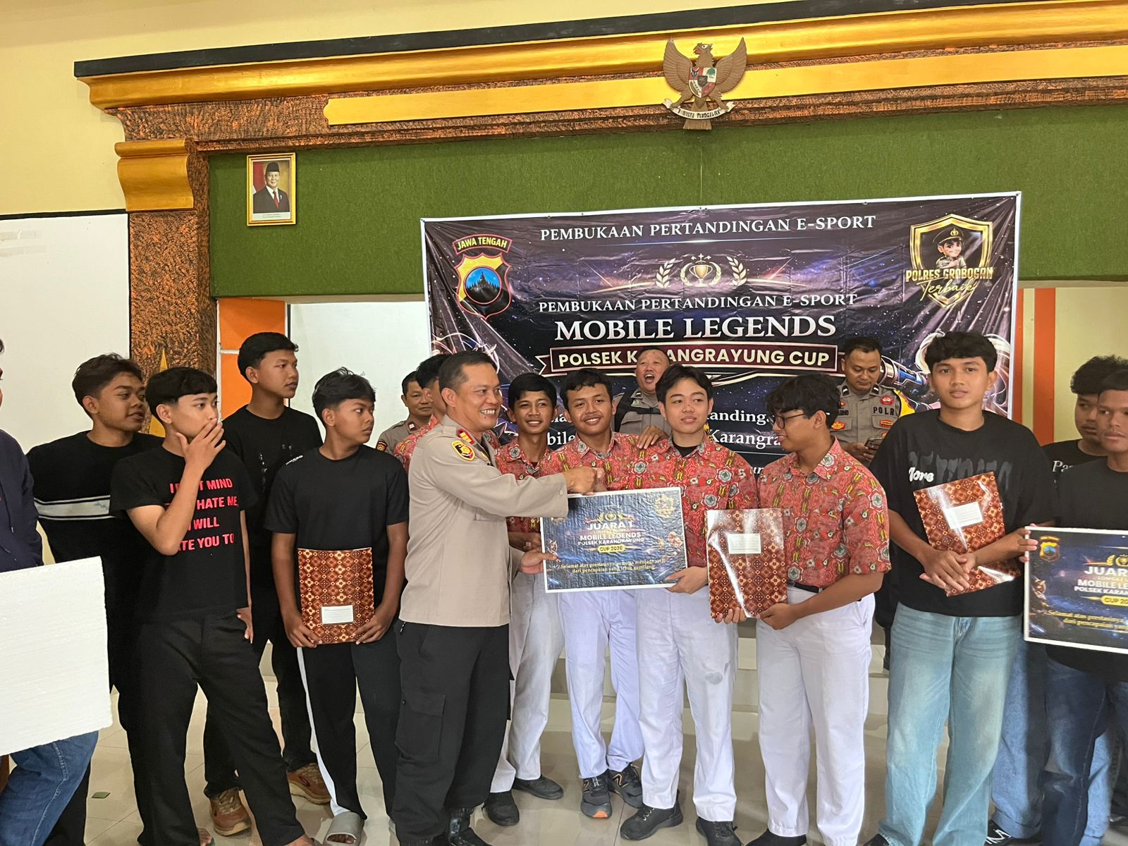 Polsek Karangrayung Cup: Lomba Mobile Legends Wadah Gali Bakat dan Pererat Solidaritas Generasi Muda