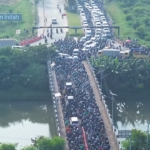 Padat Melanda BKT Rorotan: Ribuan Kendaraan Terjebak Macet Parah di Siang Hari Kerja
