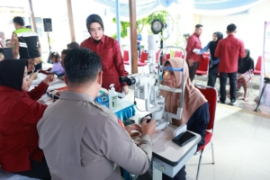Polri Untuk Masyarakat : Polda Jatim Gelar Baksos dan Bakkes untuk Ribuan Warga di Nganjuk