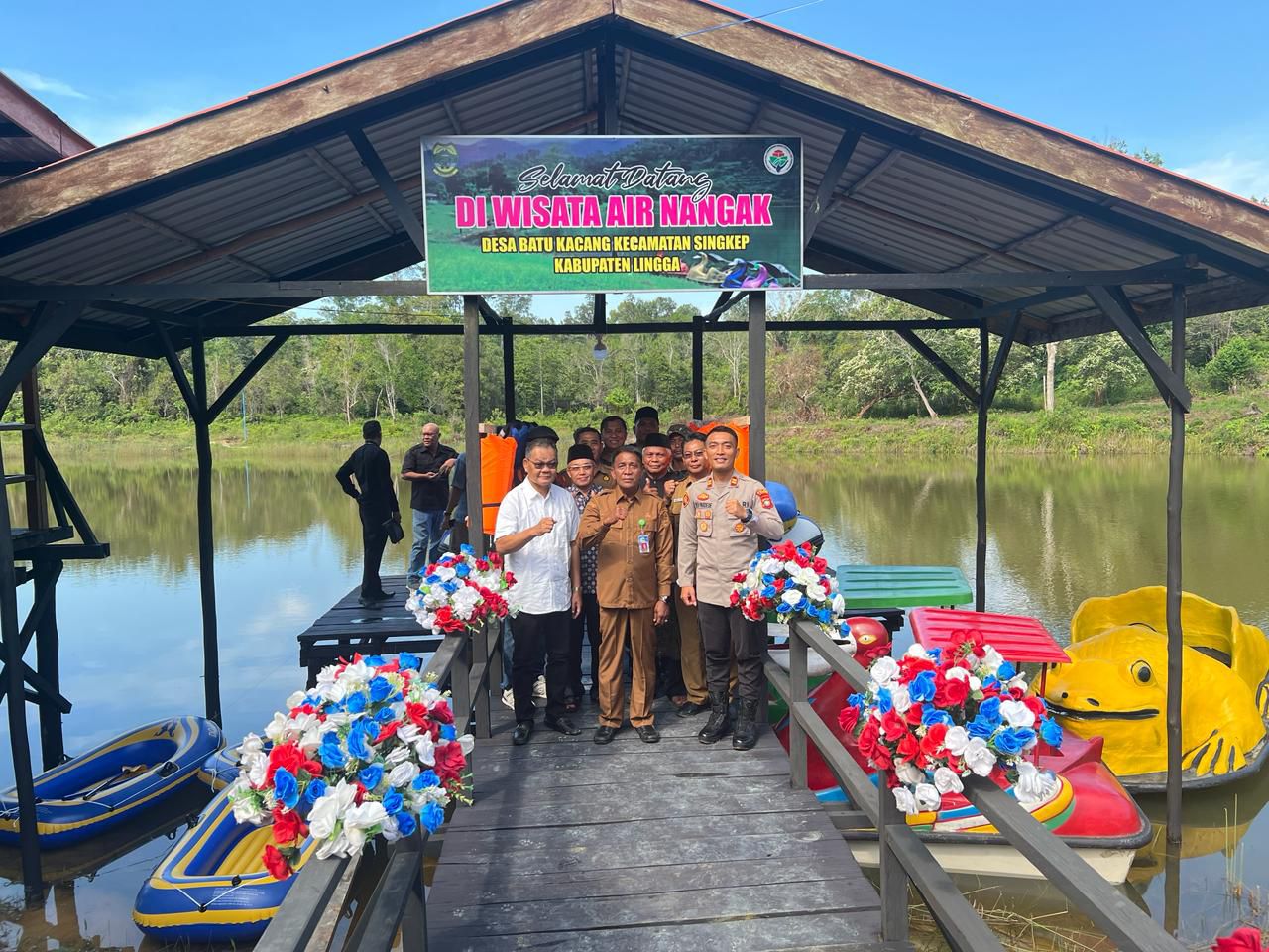 IMG-20260525-WA0021 - BERITA POLRI INDEPENDEN INVESTIGASI Anggota komisi l, DPRD Kabupaten Lingga Samaudi S, Pd, menghadiri peresmian Objek Wisata Air Nangak, Desa batu kacang Resmi Di bukak,