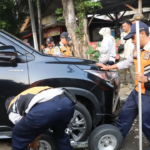 Razia Parkir Liar di Kawasan Senopati, Kendaraan Diderek hingga Dicabut Pentil untuk Menegakkan Ketertiban