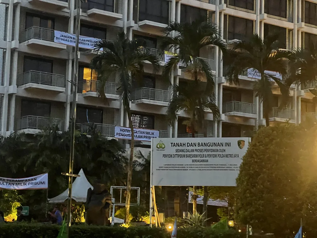 IMG_2859 - BERITA POLRI INDEPENDEN INVESTIGASI Polda Metro Jaya Dalami Peran Tersangka Kerusuhan Hotel Sultan, Penyidikan Terus Dikembangkan