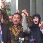 Penahanan Ditangguhkan, Roy Suryo Terharu Saat Bertemu Simpatisan: Perjuangan Belum Berakhir