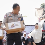 Berbagi Kebahagiaan, Polri Salurkan 500 Paket Sembako ke Panti Sosial Disabilitas dan Panti Asuhan di Depok