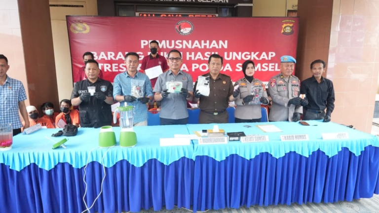 Selamatkan Generasi Muda, Ditresnarkoba Polda Sumsel Musnahkan Barang Bukti Narkotika Bernilai Miliaran Rupiah