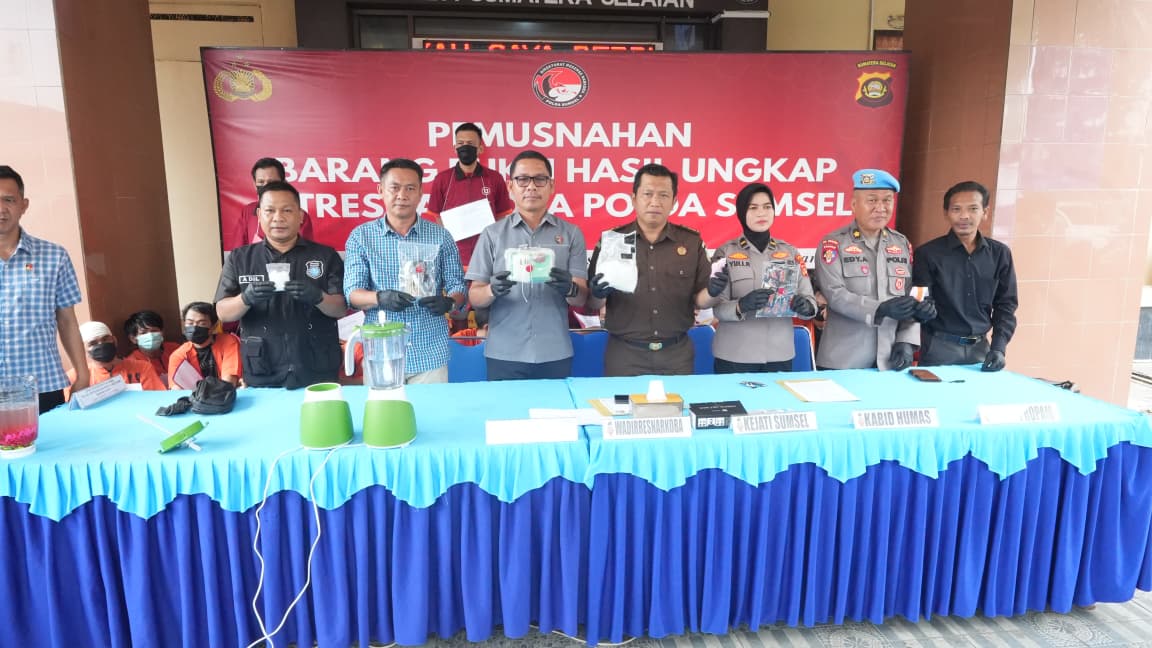 Selamatkan Generasi Muda, Ditresnarkoba Polda Sumsel Musnahkan Barang Bukti Narkotika Bernilai Miliaran Rupiah