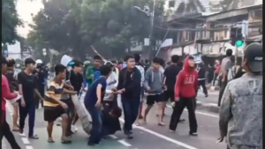 Dua Kelompok Remaja Terlibat Tawuran di Saharjo Tebet, Gunakan Senjata Tajam dan Kembang Api