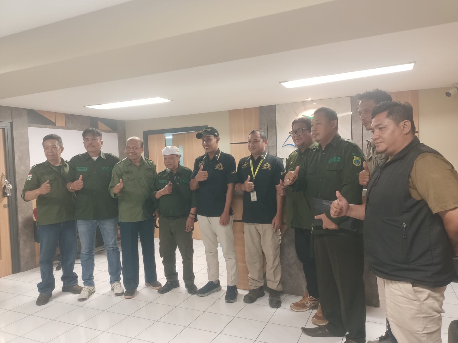 Ketua Umum LPLHK H. Triyana, S.E. Bersama Jajaran DPP dan DPW Jawa Barat Gelar Kunjungan Kerja untuk Perkuat Sinergi Lingkungan Hidup dan Kesehatan