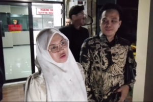 Bupati Gowa Diperiksa Hampir 8 Jam terkait Korupsi Seragam Gratis, Husniah: Harus Ikut Aturan