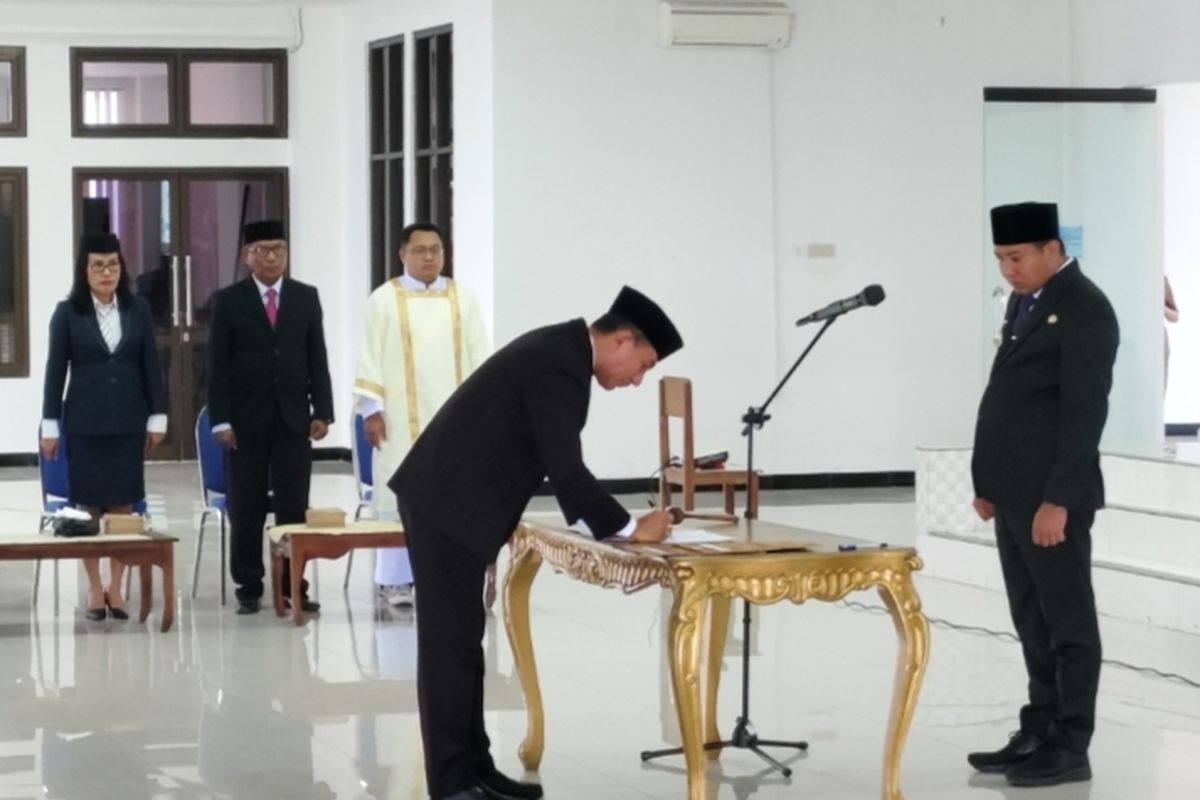 Bupati Sikka Jelaskan soal Polemik Imbas Mutasi Sekda Jadi Staf Ahli - BERITA POLRI INDEPENDEN INVESTIGASI Bupati Sikka Jelaskan soal Polemik Imbas Mutasi Sekda Jadi Staf Ahli