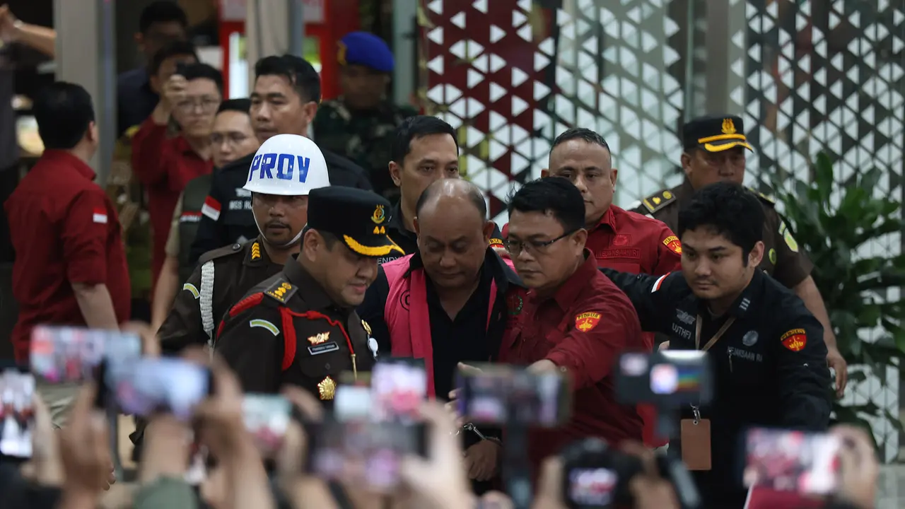 Kasus Dugaan Korupsi Program MBG Seret Oknum TNI dan Polri Penegakan Hukum Diharapkan Berjalan Transparan - BERITA POLRI INDEPENDEN INVESTIGASI Kasus Dugaan Korupsi Program MBG Seret Oknum TNI dan Polri, Penegakan Hukum Diharapkan Berjalan Transparan