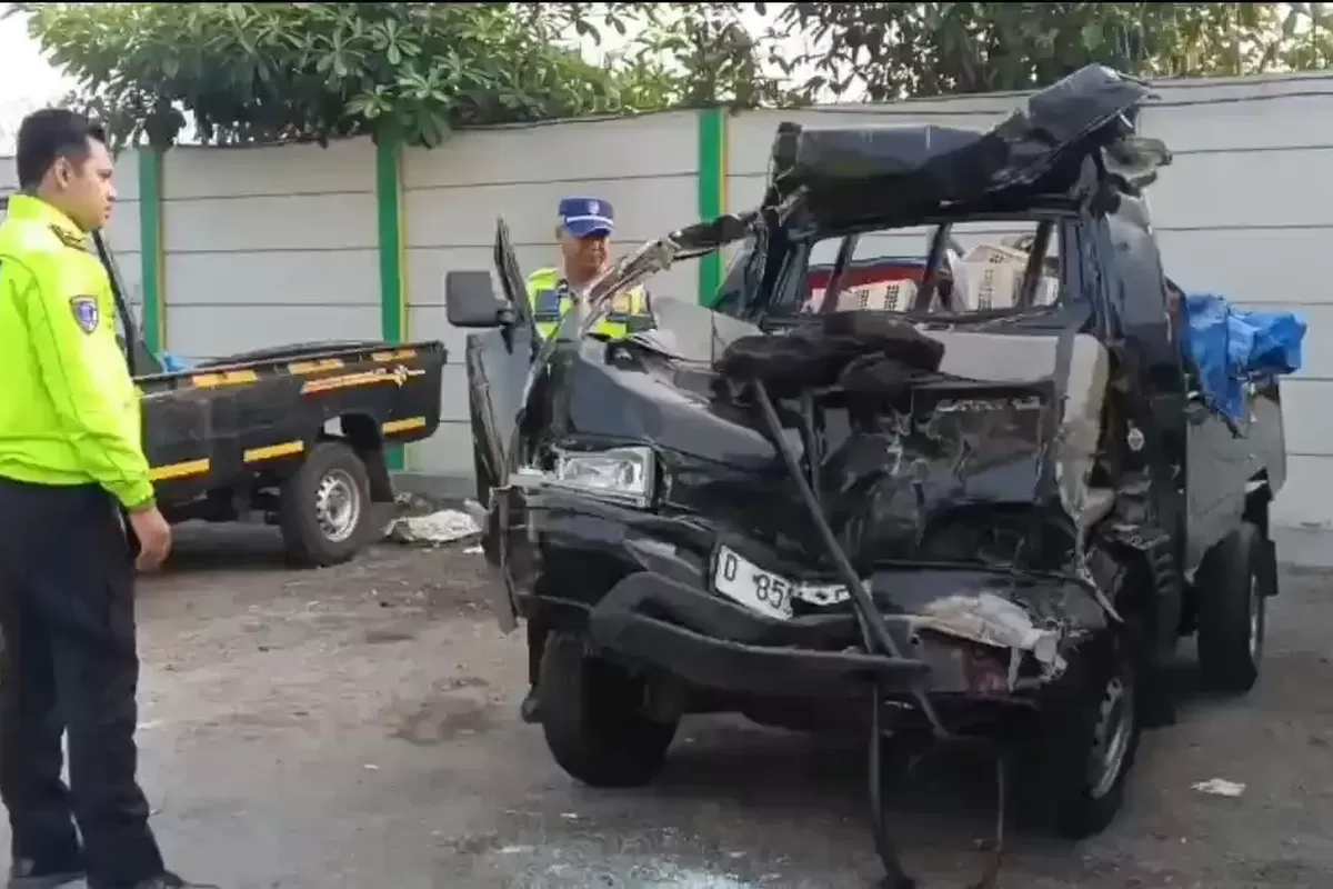 Kecelakaan Maut di Tol Cipularang, Pikap Bermuatan Tahu Tabrak Kendaraan di Depan, Dua Orang Meninggal Dunia