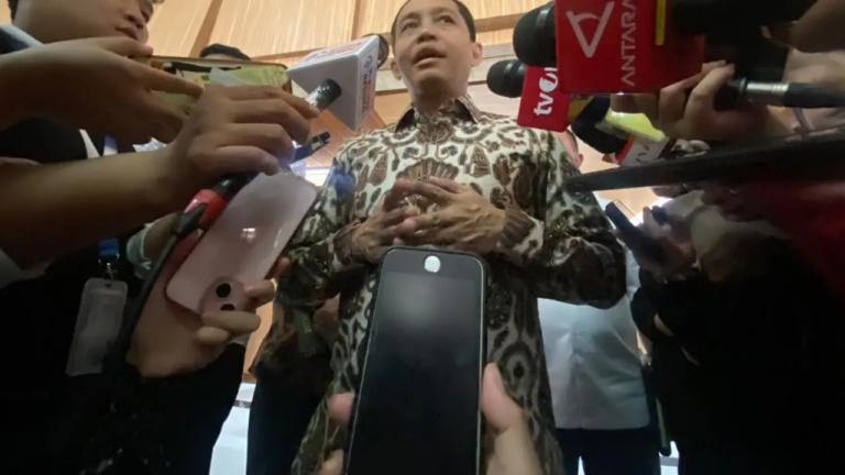 Menhut Tegaskan Siap Kooperatif Bantu KPK Ungkap Kasus Dugaan Korupsi Bupati Kuantan Singingi