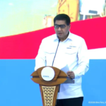Momen Menteri Ara Panggil “Mas Bahlil Ganteng” di Depan Prabowo, Suasana Akad Massal KPR Jadi Cair