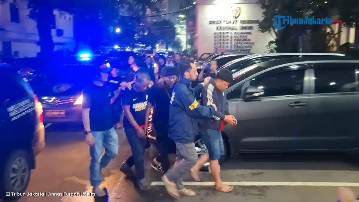 Polda Metro Jaya Ungkap Ribuan Kasus Kejahatan di Jakarta Ribuan Kendaraan hingga Miliaran Rupiah Berhasil Diamankan - BERITA POLRI INDEPENDEN INVESTIGASI Polda Metro Jaya Ungkap Ribuan Kasus Kejahatan di Jakarta, Ribuan Kendaraan hingga Miliaran Rupiah Berhasil Diamankan