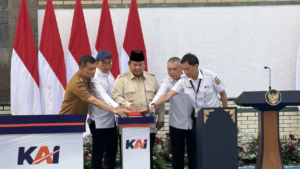 Prabowo Canangkan Proyek Besar Jalur Kereta Trans Sumatra dan Trans Kalimantan untuk Perkuat Konektivitas Nasional