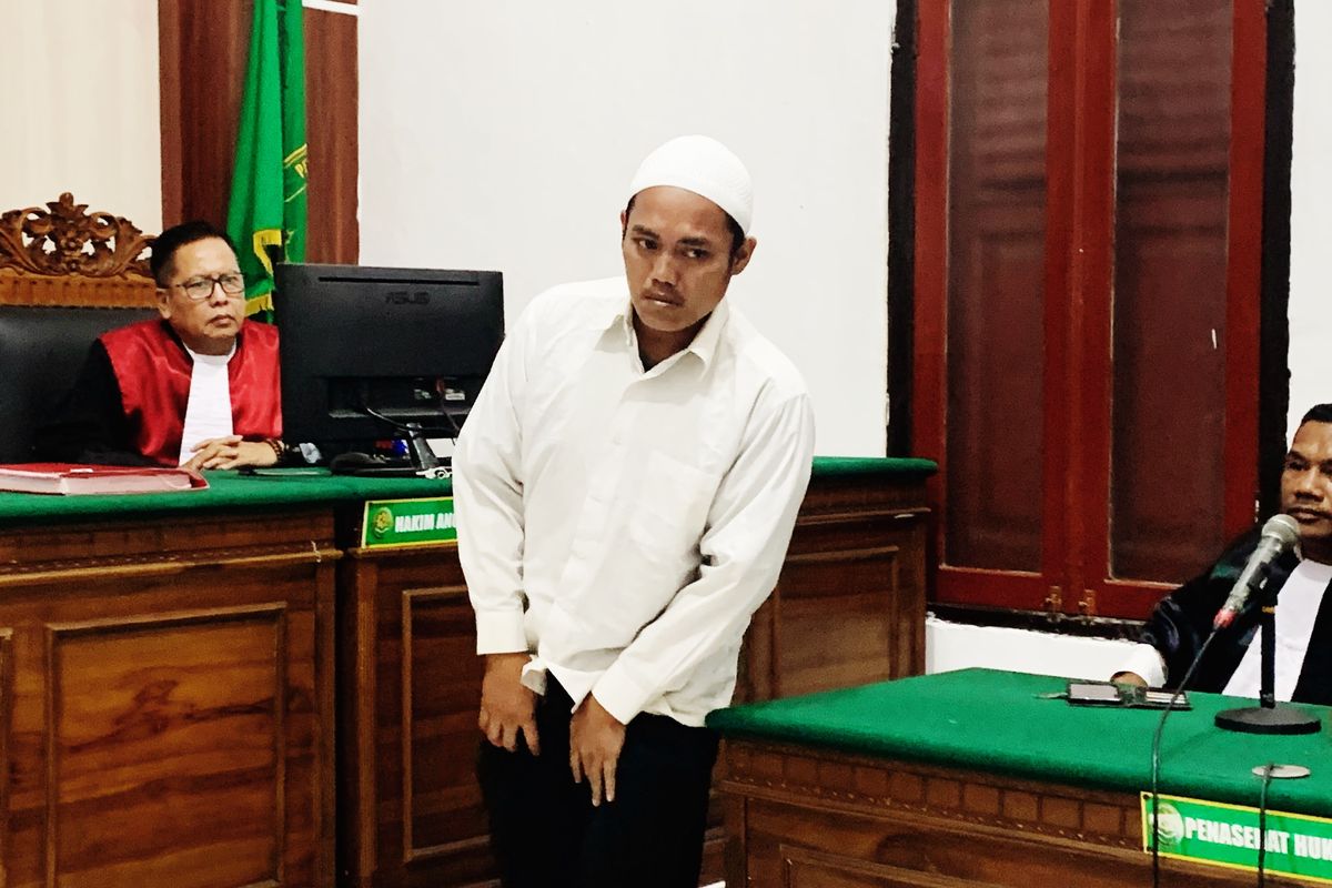 Pria di Surabaya Divonis 4 Bulan Bui Usai Curi Rp 5000 - BERITA POLRI INDEPENDEN INVESTIGASI Pria di Surabaya Divonis 4 Bulan Bui Usai Curi Rp 5.000