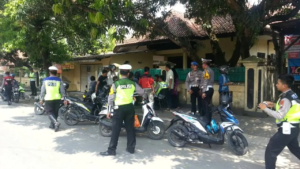 Viral Isu Denda Ban Gundul Rp250 Ribu, Korlantas Tegaskan Bukan Aturan Baru