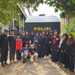 Dalam Rangka HUT Polwan ke-78, Polwan Satbrimob Polda Jambi Salurkan Air Bersih ke Panti Asuhan Al-Amin