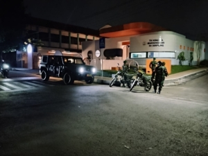 Jaga Kamtibmas, Babinsa Bersama Komduk Patroli dan Komsos