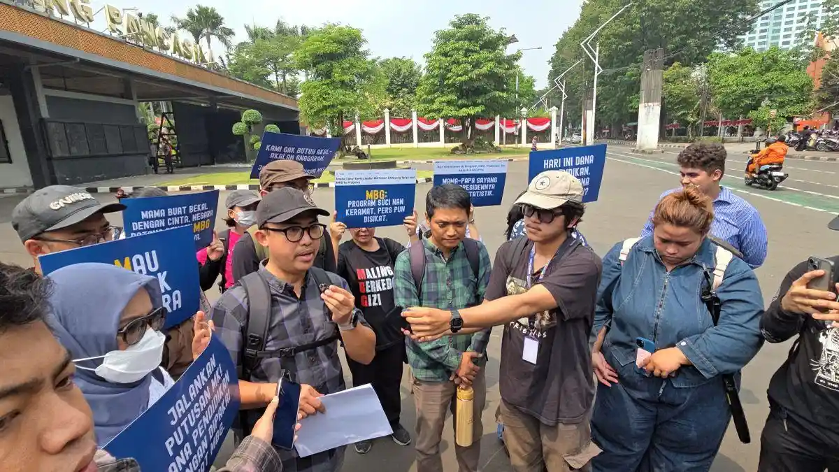 Koalisi Masyarakat Sipil Nilai Program Makan Bergizi Gratis Bermasalah Sejak Tahap Perencanaan - BERITA POLRI INDEPENDEN INVESTIGASI Koalisi Masyarakat Sipil Nilai Program Makan Bergizi Gratis Bermasalah Sejak Tahap Perencanaan