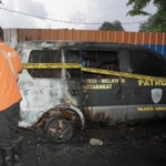 Mobil Patroli Polisi di Surabaya Dibakar, Terduga Pelaku Ditangkap Tak Lama Kemudian
