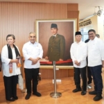 Muzani Ziarah ke Makam Bung Karno Jelang HUT ke-81 RI, Ajak Masyarakat Perkuat Persatuan Bangsa