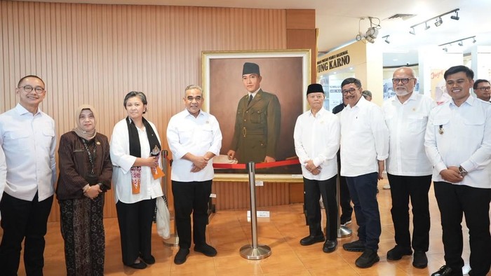 Muzani Ziarah ke Makam Bung Karno Jelang HUT ke-81 RI, Ajak Masyarakat Perkuat Persatuan Bangsa