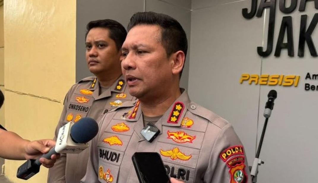 Polda Metro Jaya Luruskan Soal Rekening Donasi Aksi 27 Agustus Bukan Diblokir - BERITA POLRI INDEPENDEN INVESTIGASI Polda Metro Jaya Luruskan Soal Rekening Donasi Aksi 27 Agustus Bukan Diblokir
