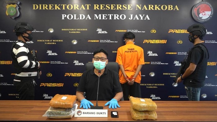 Polda Metro Jaya Tangkap Pengedar Narkoba di Jakarta Barat, Empat Kilogram Ganja Berhasil Disita
