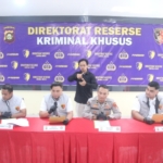 Polda Sumsel Bongkar Jaringan Solar Subsidi, 5.350 Liter Diamankan dari Gudang Penampungan di Palembang