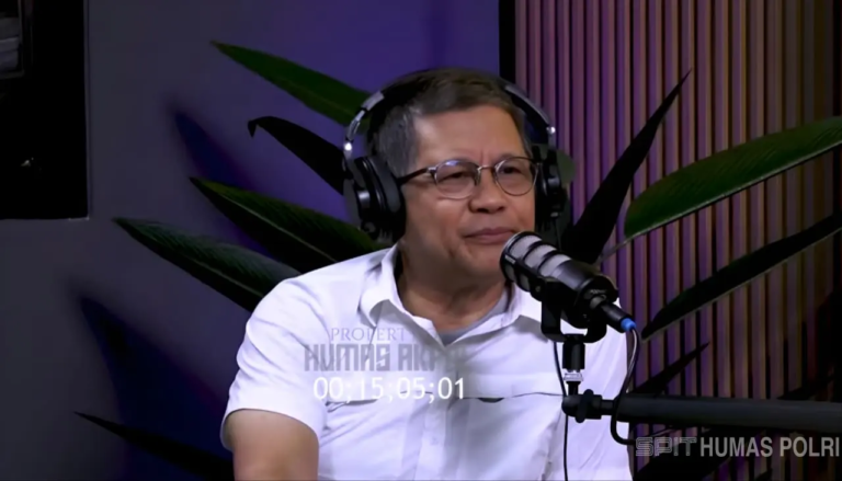 Polisi Harus Melawan Pikirannya Sendiri, Ini Pesan Rocky Gerung untuk Perwira Polri