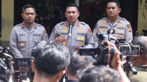Polisi Sebut Perusakan dan Pembakaran di Sekitar Senayan Dilakukan Kelompok Perusuh