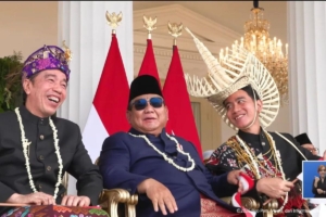 Prabowo, Jokowi, dan Gibran Baik-baik Saja….