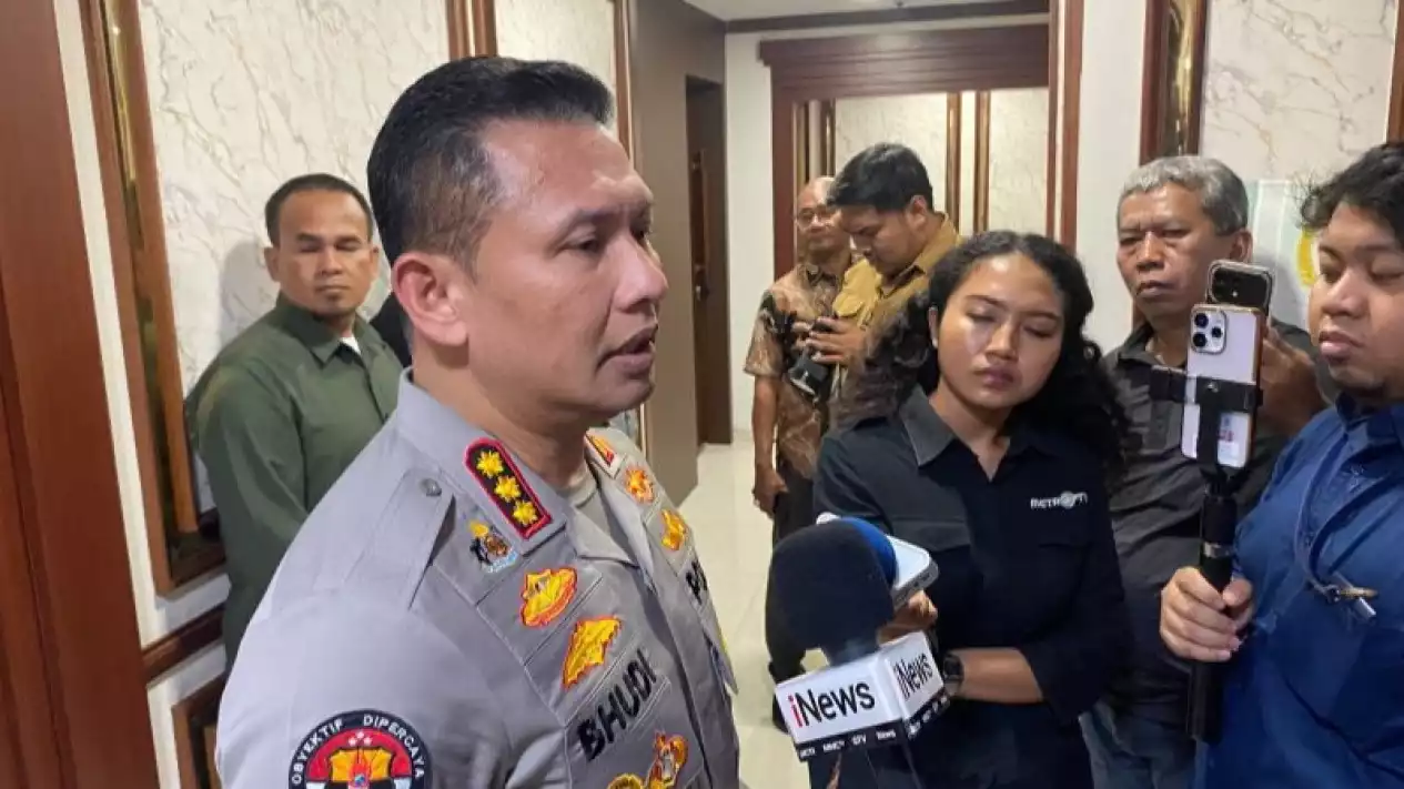 Ribuan Personel Gabungan Disiagakan Kawal Demo di DPR Polisi Perkirakan 500 Massa - BERITA POLRI INDEPENDEN INVESTIGASI Ribuan Personel Gabungan Disiagakan Kawal Demo di DPR, Polisi Perkirakan 500 Massa