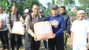 SPN Polda Metro Jaya Asah Empati Siswa Lewat Bakti Sosial