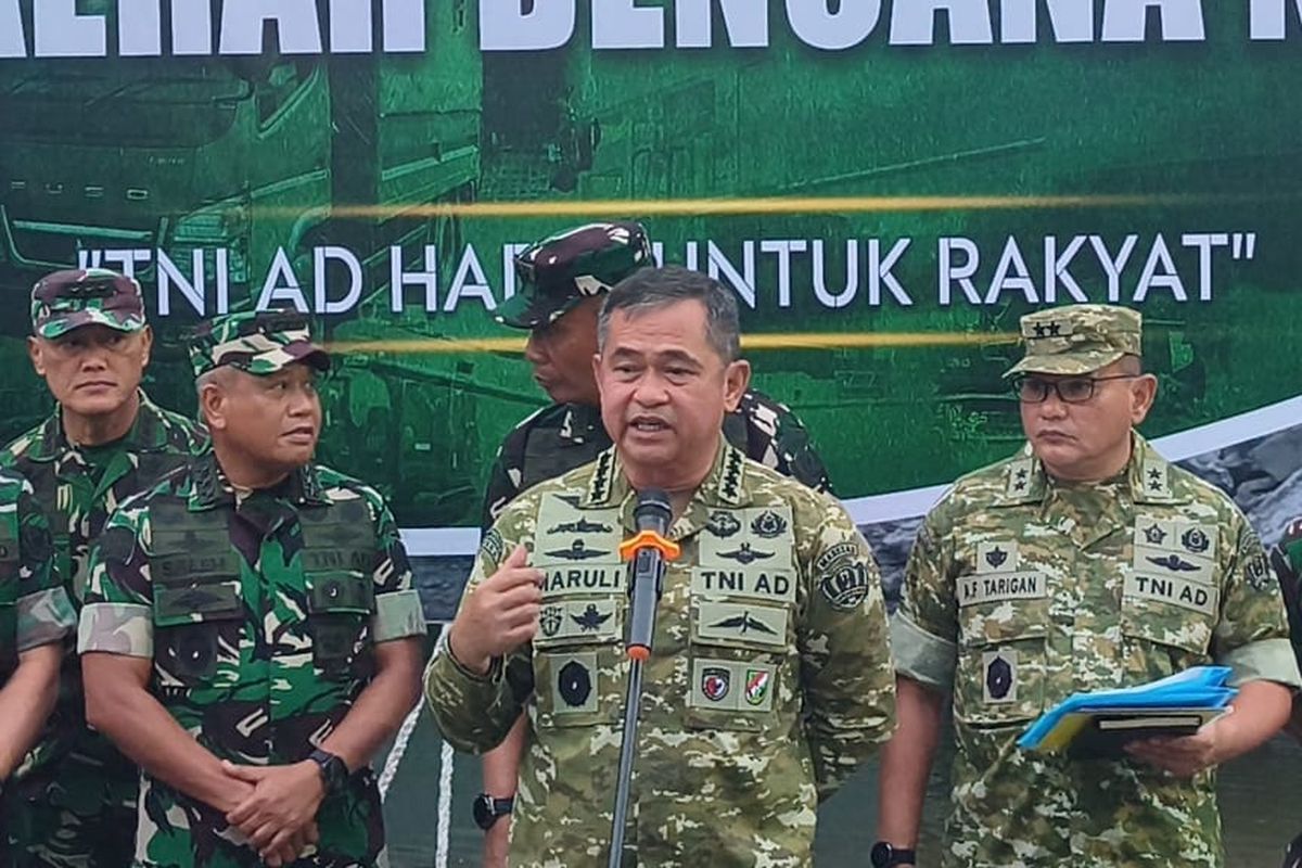 TNI AD Kerahkan 2253 Personel Bantu Penanganan Gempa NTT - BERITA POLRI INDEPENDEN INVESTIGASI TNI AD Kerahkan 2.253 Personel Bantu Penanganan Gempa NTT