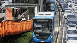 Viral Penumpang Diturunkan dari Transjakarta, Ini Penjelasan Penyebabnya
