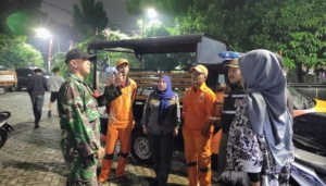 Koramil 02/Matraman Gelar Patroli dan Siskamling Keliling Bersama Komduk, Perkuat Kamtibmas Wilayah