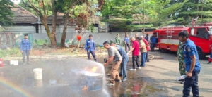 Sinergi TNI dan Damkar, Koramil 07/PDA Lakukan Kaderisasi Damkar - BERITA POLRI INDEPENDEN INVESTIGASI