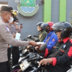 Kabupaten Tangerang Terdampak Abu Anak Krakatau, Polisi Bagikan Masker