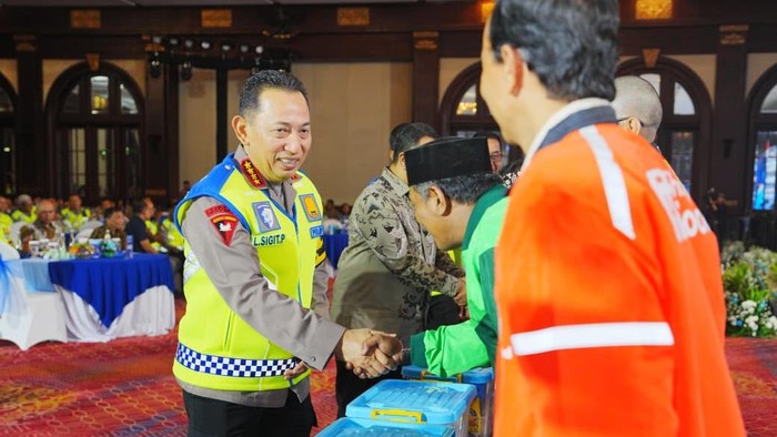 Polantas Bertransformasi, Kapolri Dorong Layanan Lalu Lintas Makin Mudah dan Humanis