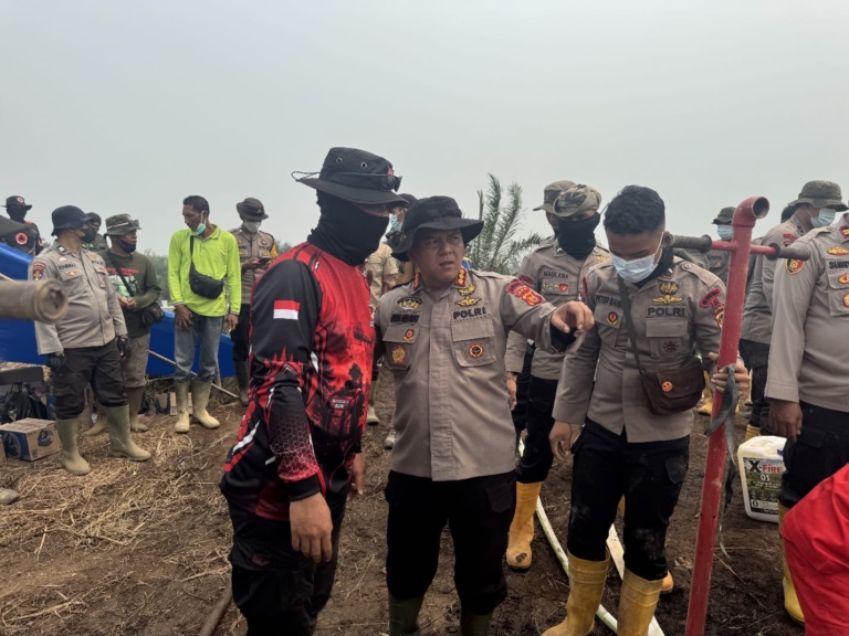 Polda Jambi Kerahkan 1.400 Liter Cairan X-Fire untuk Percepat Penanganan Karhutla di Taman Nasional Berbak