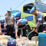 Polda Jateng Salurkan Puluhan Ribu Liter Air Bersih untuk Warga Terdampak Kemarau