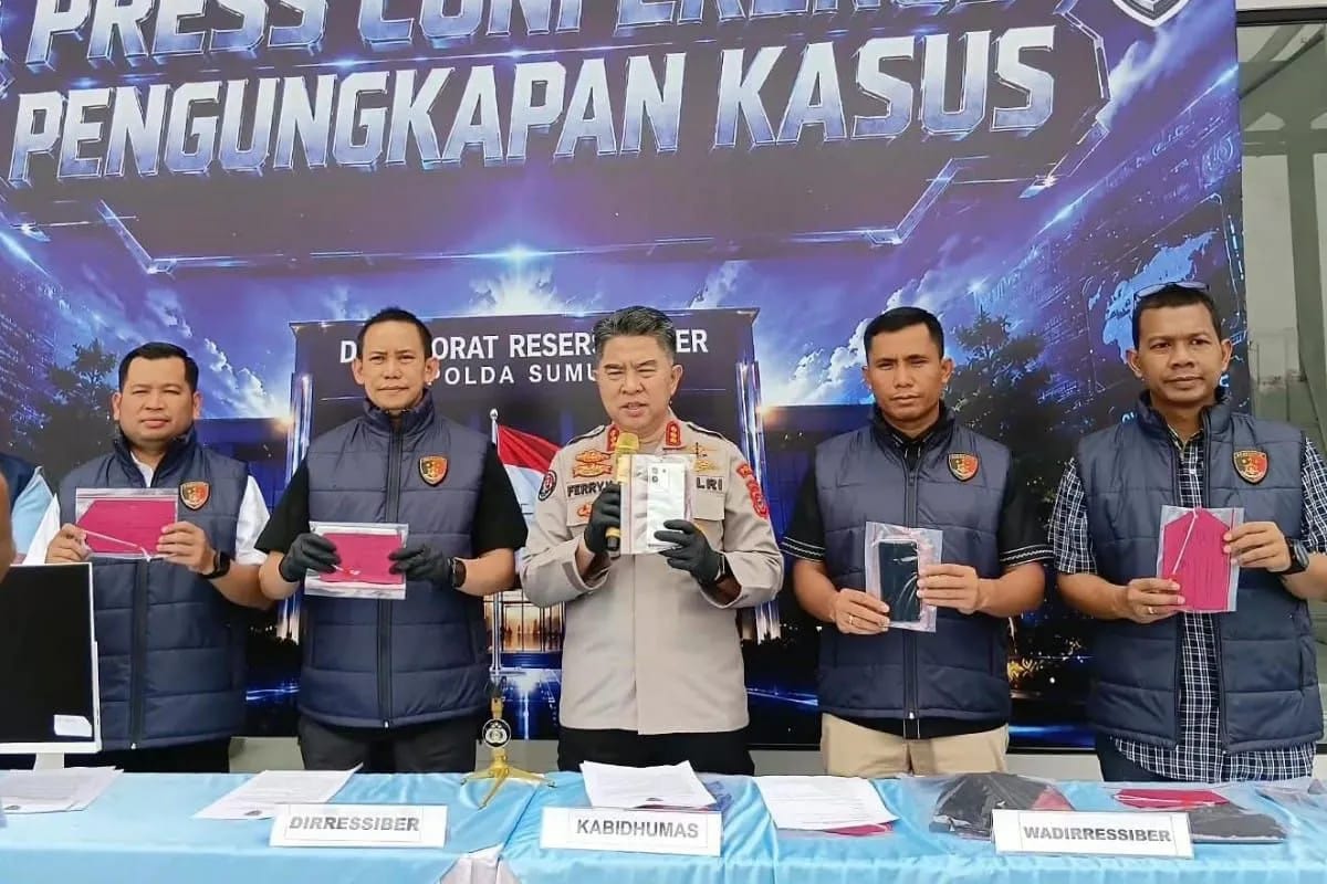 Polda Sumut Amankan Perempuan yang Diduga Siarkan Konten Bermuatan Pornografi melalui Live Media Sosial