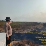 Polsek Muara Padang Ground Check Hotspot di Indrapura, Lahan Terbakar Capai 10 Hektare
