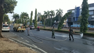 Kodim 0506/Tangerang Bergerak Atasi Dampak Debu Vulkanik Anak Gunung Krakatau